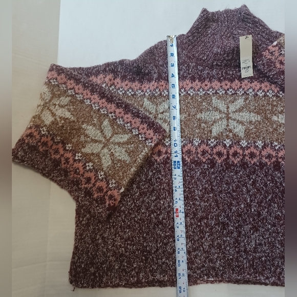 NWT Francesca's Women's Sweater Size Large - Picture 4 of 12